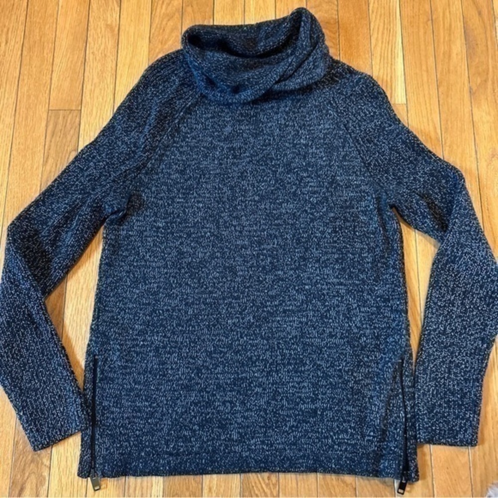Express Foldover Neck Long Sleeve Pullover Sweater Black & White Mens Medium